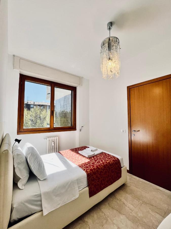 Green Guest House Милано Екстериор снимка