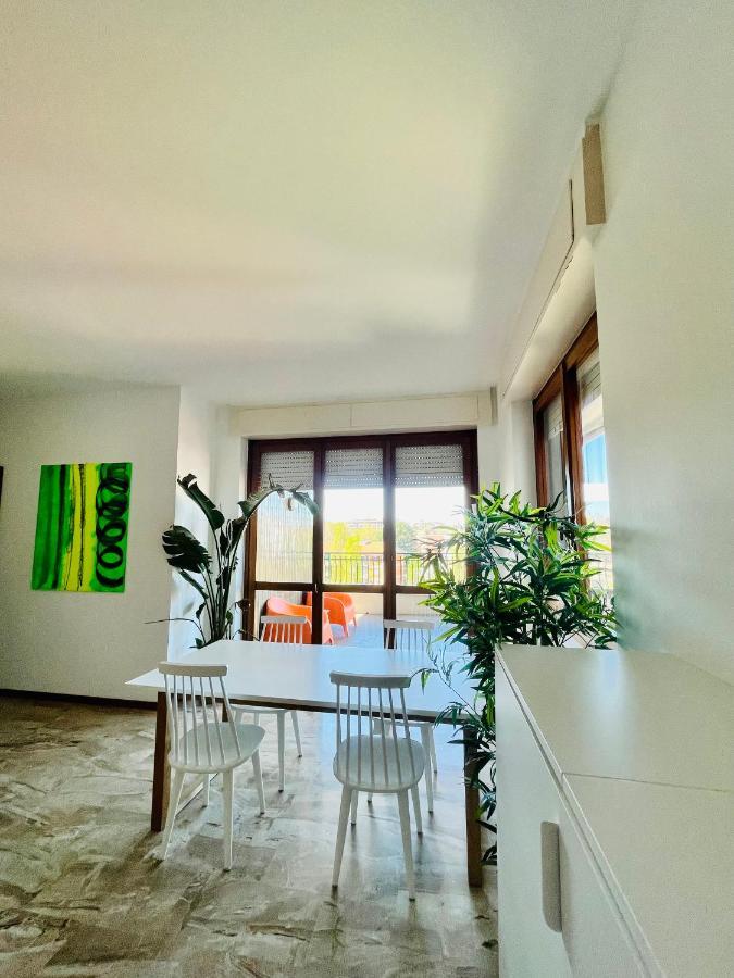 Green Guest House Милано Екстериор снимка