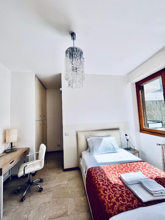 Green Guest House Милано Екстериор снимка
